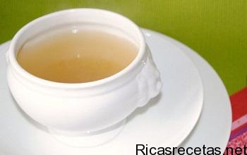 Fumet o caldo de pescado