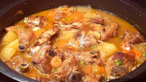 Estofado de cordero con patatas