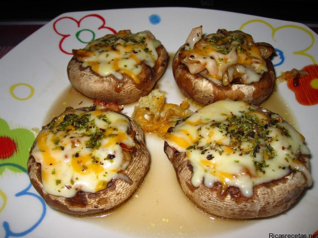Champiñones rellenos